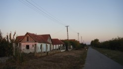 758. Költözések